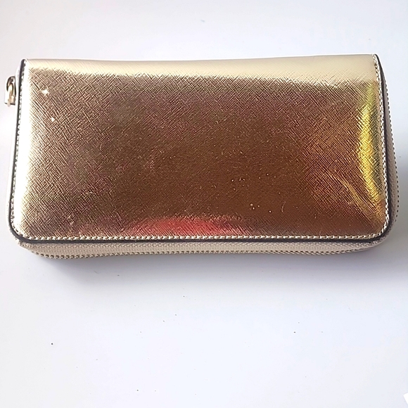 NWOT. NY&C Clutch/ Wallet. - Picture 3 of 13